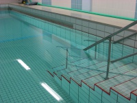 Brechung Schwimmbad 3.jpg